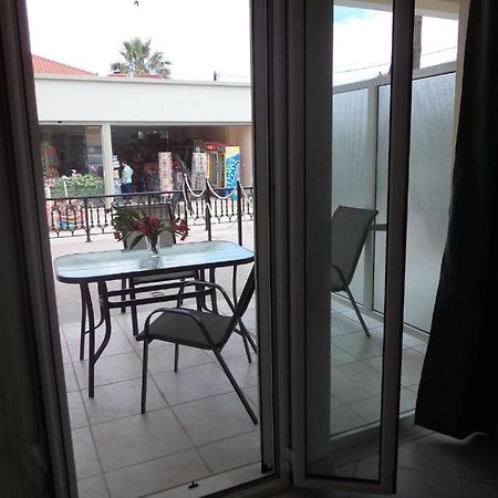 Katerina Apartments Near The Sea Agios Sostis  ภายนอก รูปภาพ