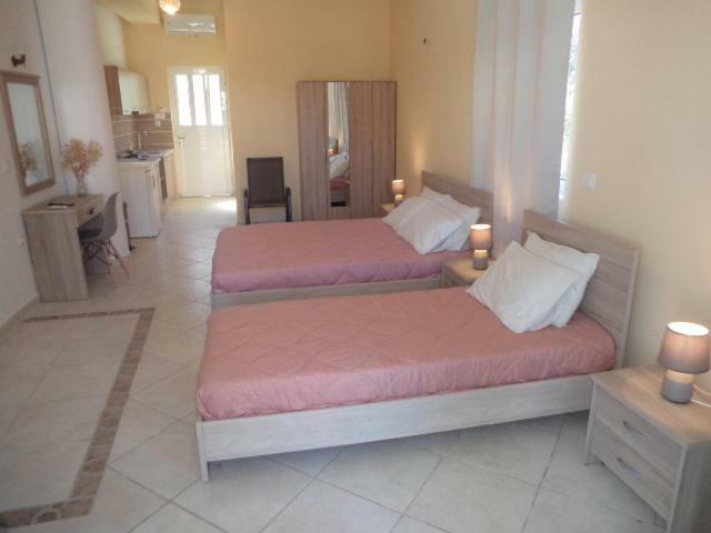 Katerina Apartments Near The Sea Agios Sostis  ภายนอก รูปภาพ